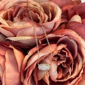 Kendra Scott rose gold and white drusy necklace